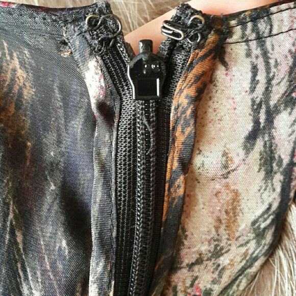 Kenneth Cole Boho Multicolored Satin V-neck Knee-length Casual Summer Dress - Picture 15 of 16